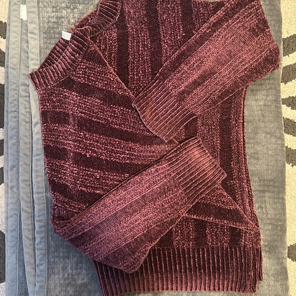 Plum Comfy Sweater - Picture 1 of 8